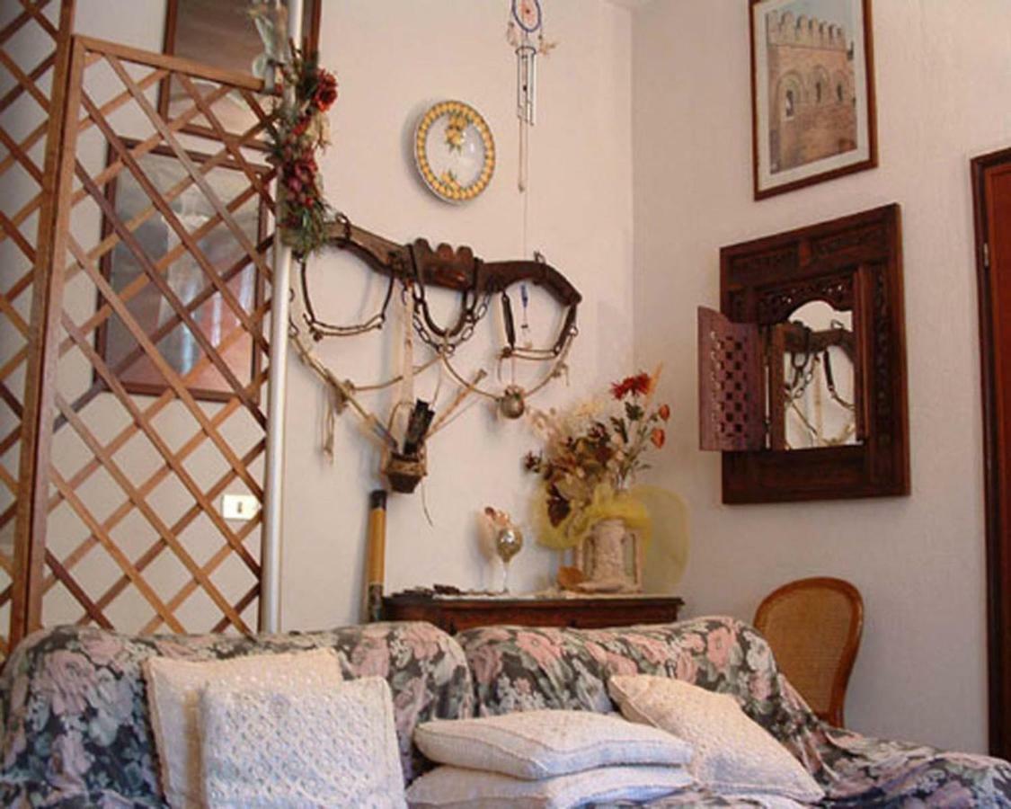 La Corte Di Zaccaria Mazara del Vallo Extérieur photo